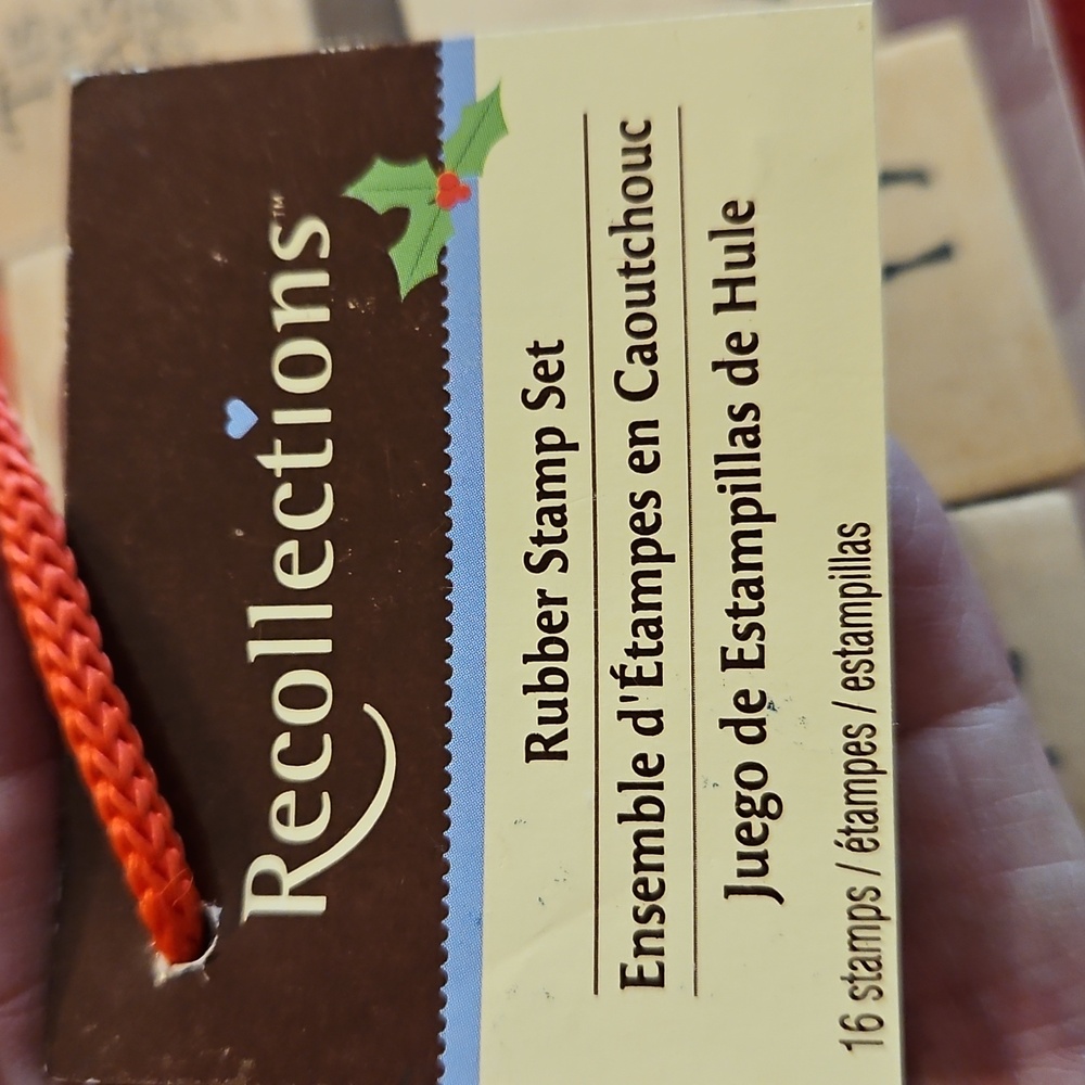 Recollections 16 Piece rubber stamp set Christmas New and gently used Cardmaking - Picture 4 of 7